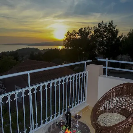 Апартаменты Sunset Paradise